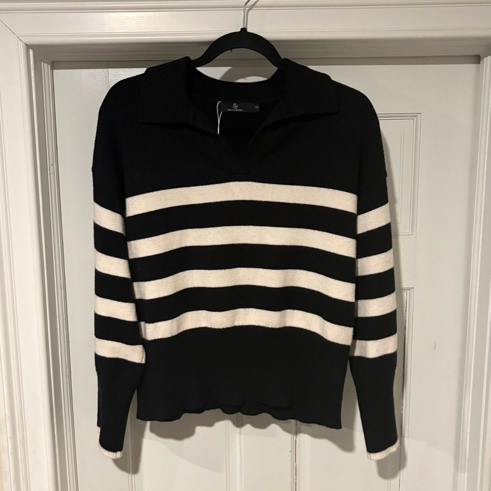 Lillusory Women’s Small Chic Striped V-Neck Sweater in Black and White - Picture 2 of 5
